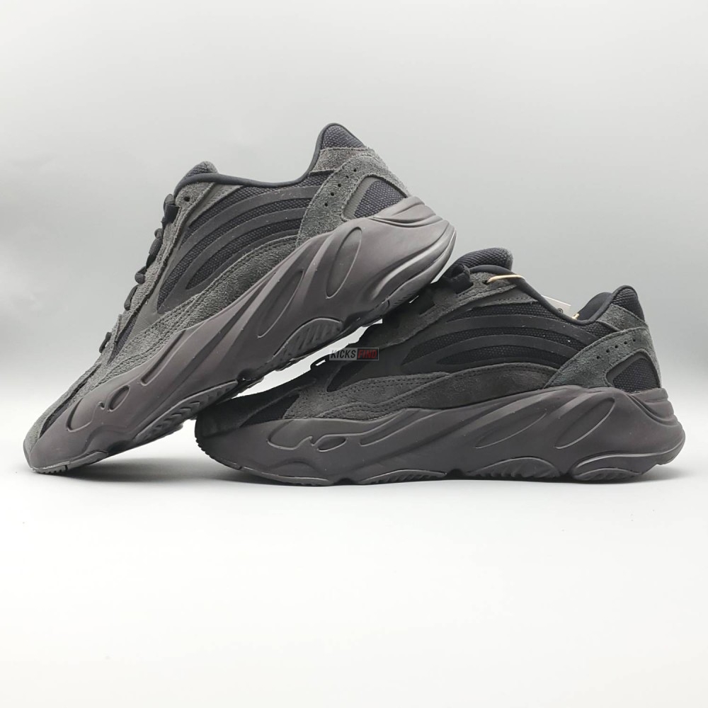 Yeezy Boost 700 V2 