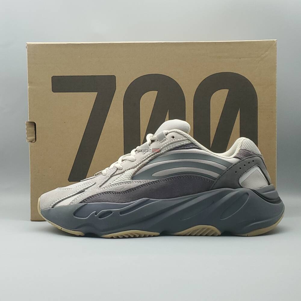 Yeezy Boost 700 V2 