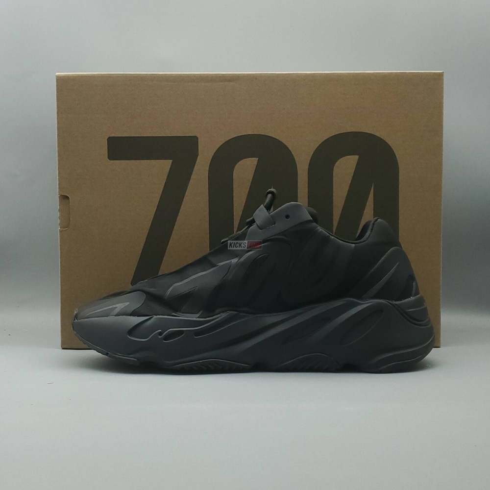 Yeezy Boost 700 MNVN 