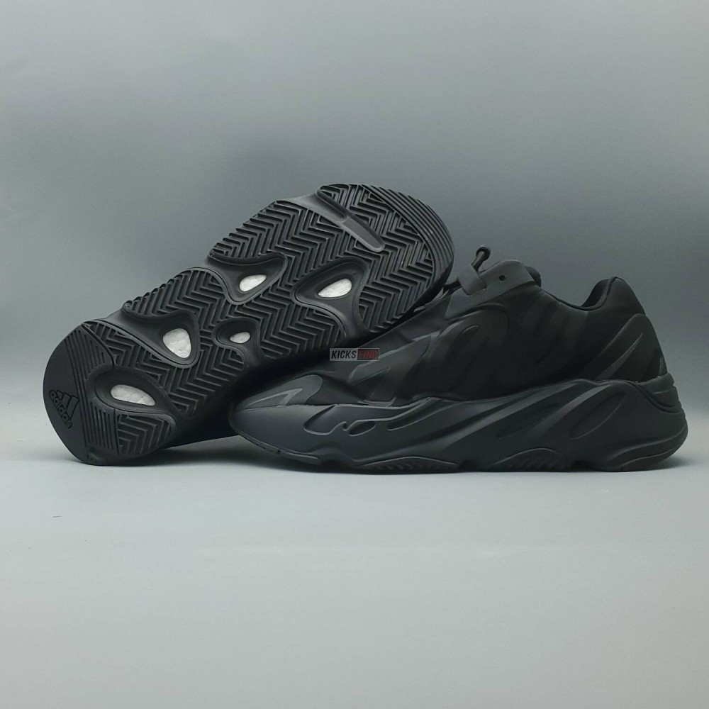 Yeezy Boost 700 MNVN 