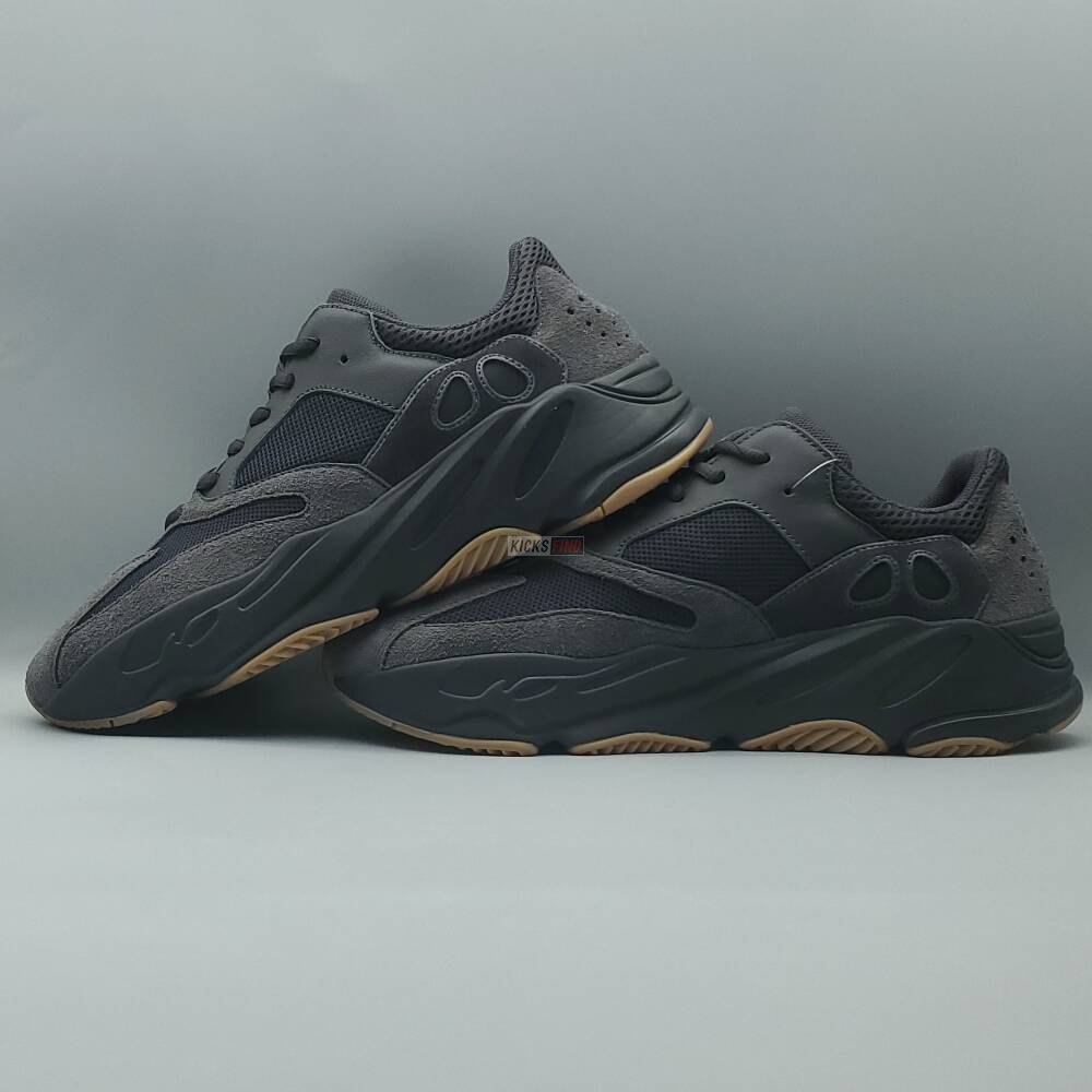 Yeezy Boost 700 