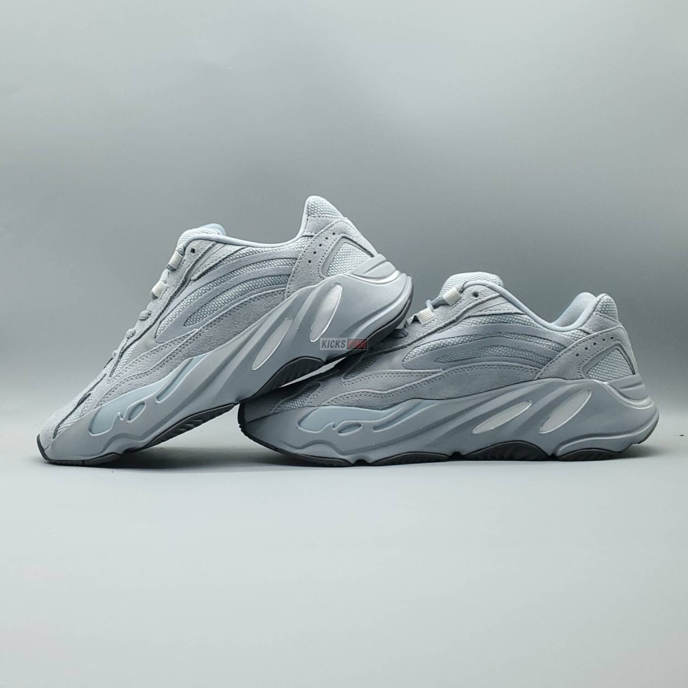 Yeezy Boost 700 V2 