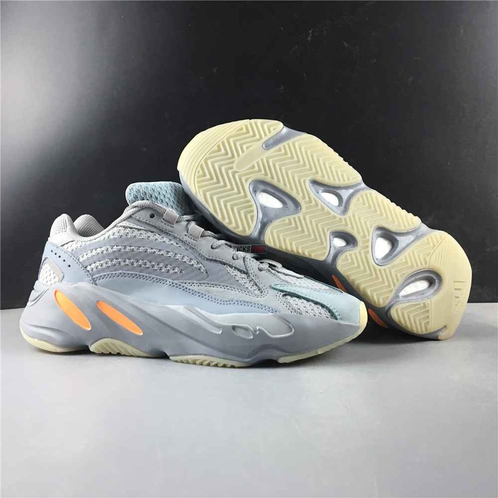 Yeezy Boost 700 V2 