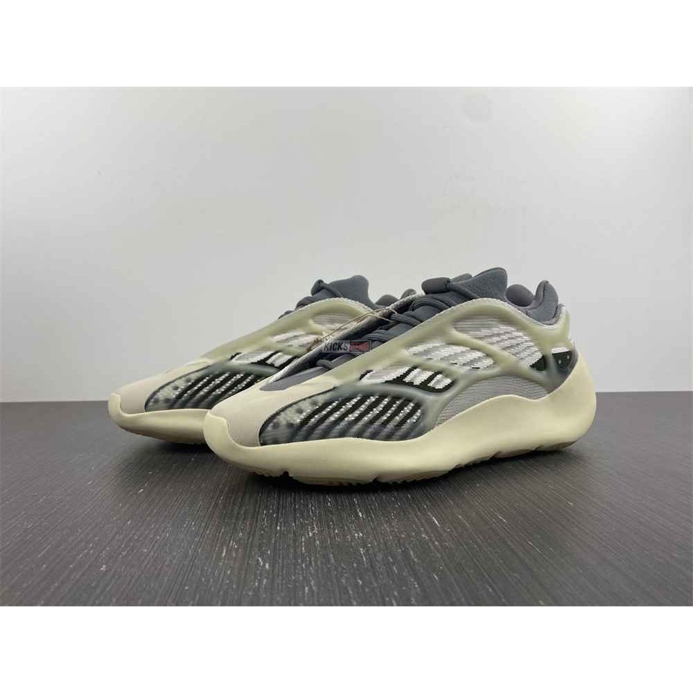 Yeezy 700 V3 