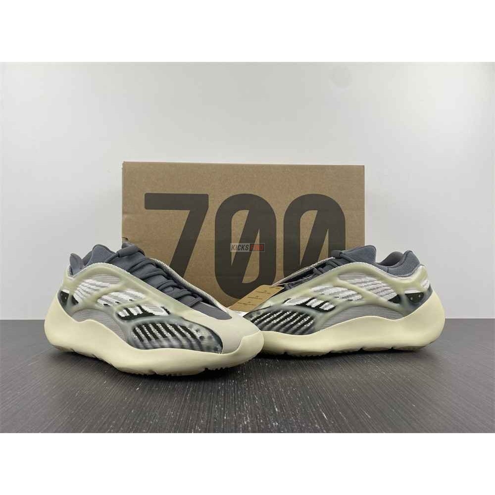 Yeezy 700 V3 